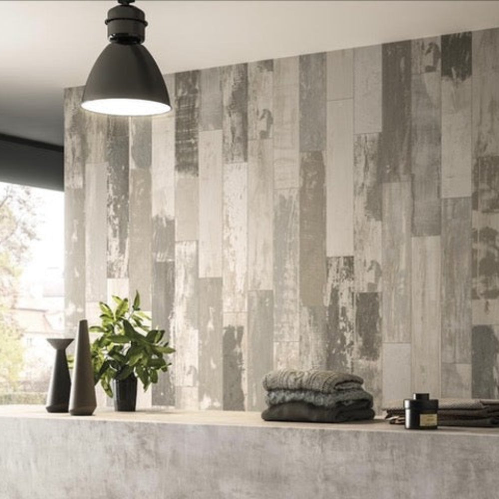 610010003045 A Grade Tile (38474)